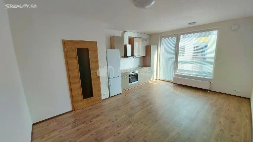 Pronájem bytu 1+kk 38 m²