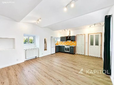 Pronájem bytu 1+kk 31 m²