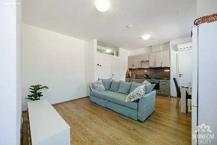 Pronájem bytu 2+kk 50 m²