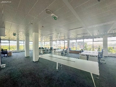 Pronájem kanceláře 360 m²