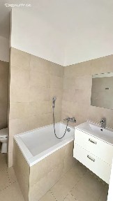 Pronájem bytu 1+kk 33 m²