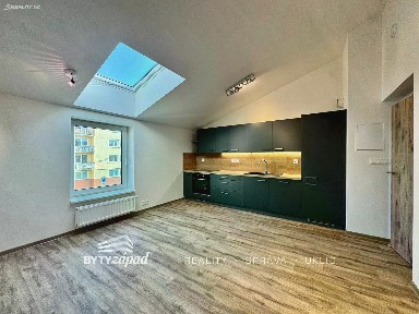 Pronájem bytu 2+kk 48 m²