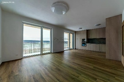 Pronájem bytu 4+kk 87 m²