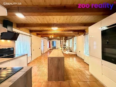 Prodej rodinného domu 140 m², pozemek 431 m²