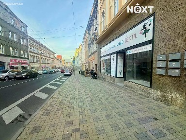 Pronájem obchodního prostoru 150 m²
