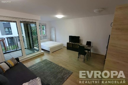 Pronájem bytu 1+kk 40 m²