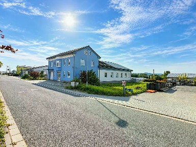 Pronájem výrobní haly, prostoru 994 m²