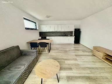 Pronájem bytu 4+kk 96 m²