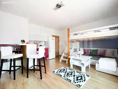 Pronájem bytu 1+kk 30 m²