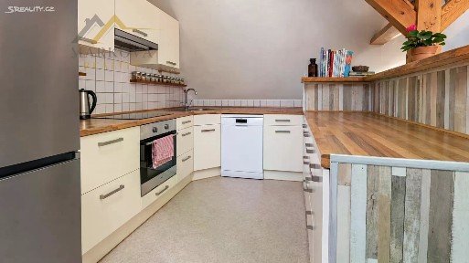 Pronájem bytu 5+kk 150 m²