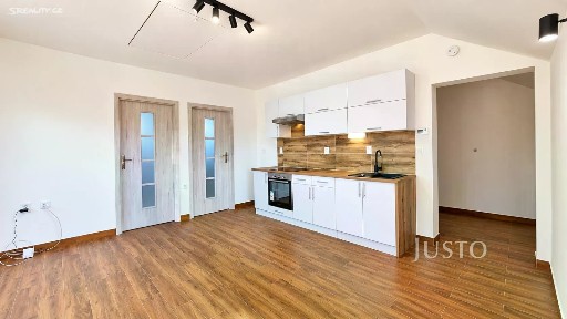 Pronájem bytu 3+kk 50 m²