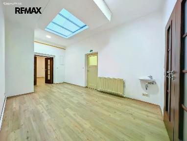 Pronájem bytu 4+1 92 m²