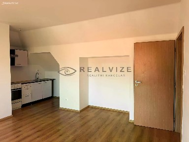 Pronájem bytu 1+kk 37 m²