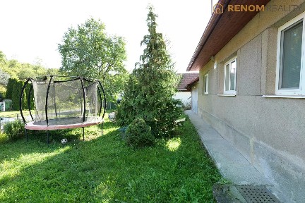 Prodej rodinného domu 97 m², pozemek 1635 m²