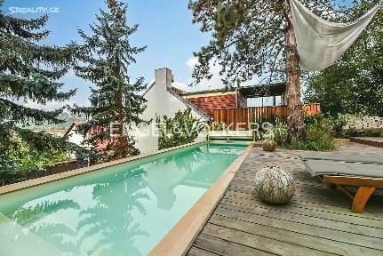 Pronájem bytu 3+kk 106 m²