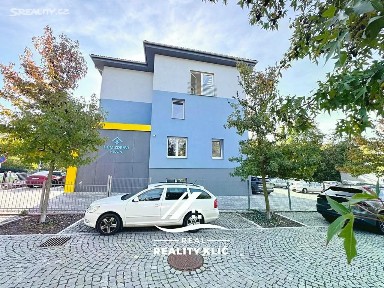 Pronájem kanceláře 57 m²