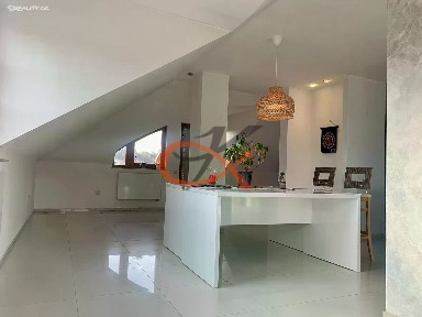 Pronájem bytu 3+1 176 m²