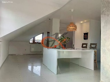 Pronájem bytu 3+1 176 m²