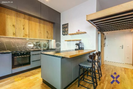 Pronájem bytu 1+kk 28 m²