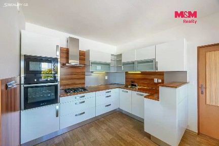 Pronájem bytu 4+1 89 m²
