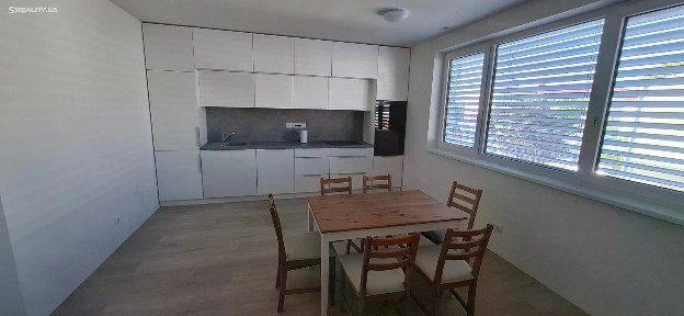 Pronájem bytu 2+kk 50 m²