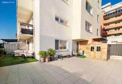 Pronájem bytu 3+kk 57 m²