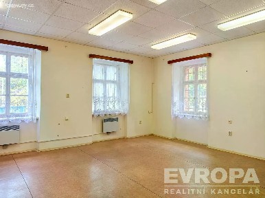 Pronájem skladového prostoru 32 m²