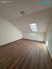 Pronájem bytu 1+1 40 m²