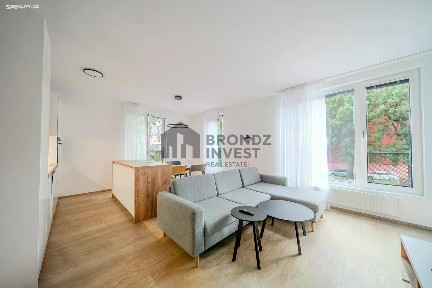 Pronájem bytu 3+kk 82 m²