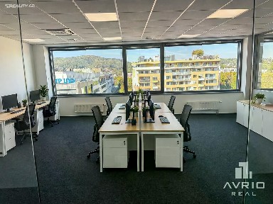 Pronájem kanceláře 195 m²