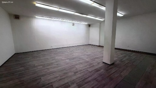 Pronájem kanceláře 75 m²