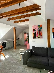 Pronájem bytu 2+kk 80 m²
