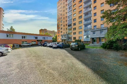 Pronájem bytu 1+kk 27 m²