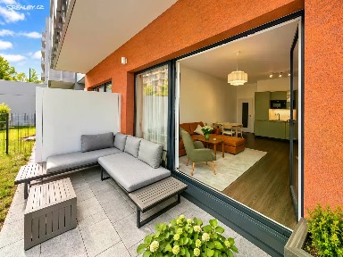 Pronájem bytu 2+kk 66 m²