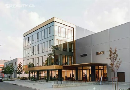 Pronájem skladového prostoru 104 m²
