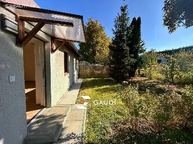 Pronájem rodinného domu 47 m², pozemek 220 m²