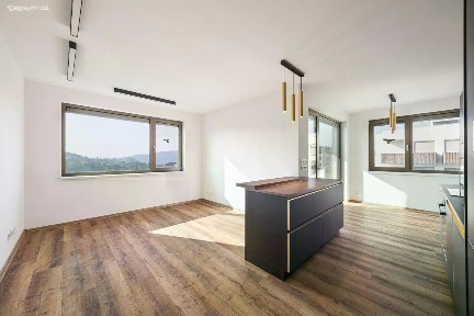 Pronájem bytu 2+kk 57 m²