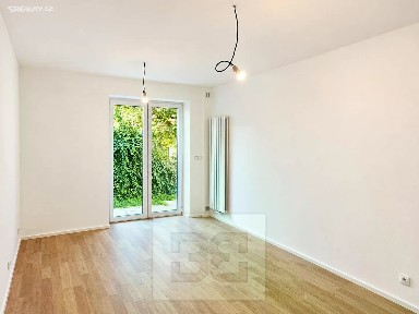 Pronájem bytu 1+kk 22 m²