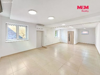 Pronájem kanceláře 63 m²