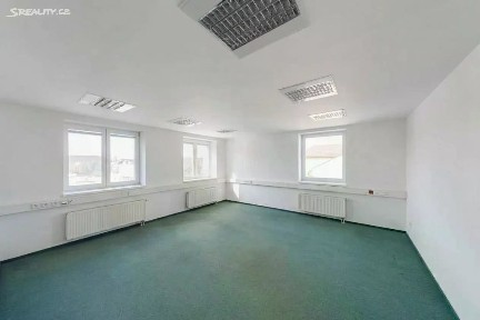 Pronájem kanceláře 86 m²
