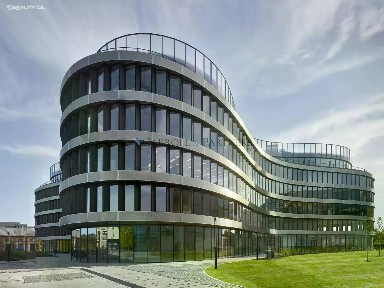 Pronájem kanceláře 506 m²