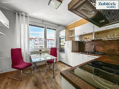 Pronájem bytu 2+1 63 m²