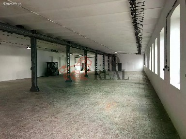 Pronájem skladového prostoru 626 m²