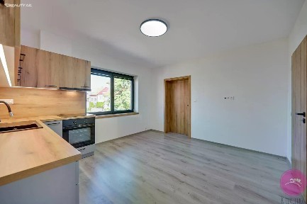 Pronájem bytu 3+kk 51 m²