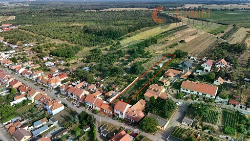 U Sadů, Hlohovec