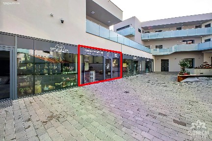 Pronájem obchodního prostoru 69 m²