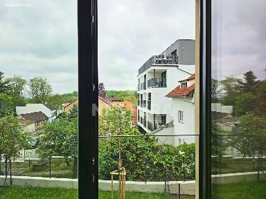 Pronájem bytu 1+kk 32 m²
