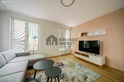 Pronájem bytu 4+kk 112 m²