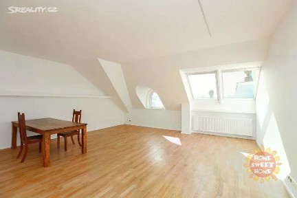 Pronájem bytu 4+kk 155 m²