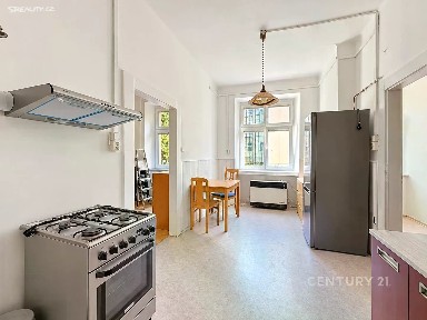 Pronájem bytu 1+1 39 m²
